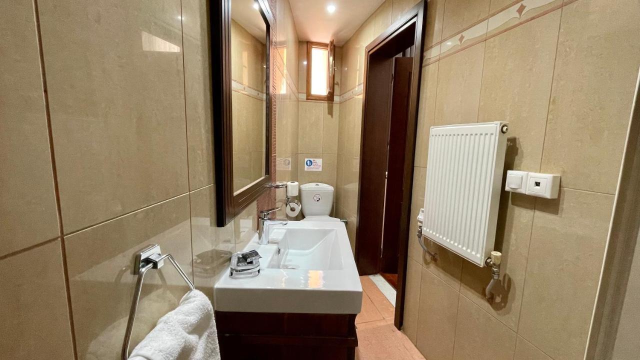 Poros Mood Hotel Poros Town Екстериор снимка